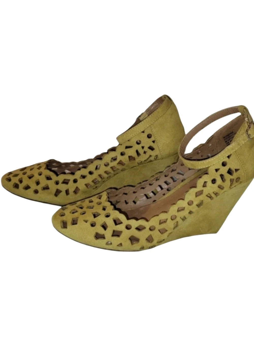 Mix No 6 Yellow Suede Laser-Cutout 4 Inch Wedge Heels Size 8 1/2